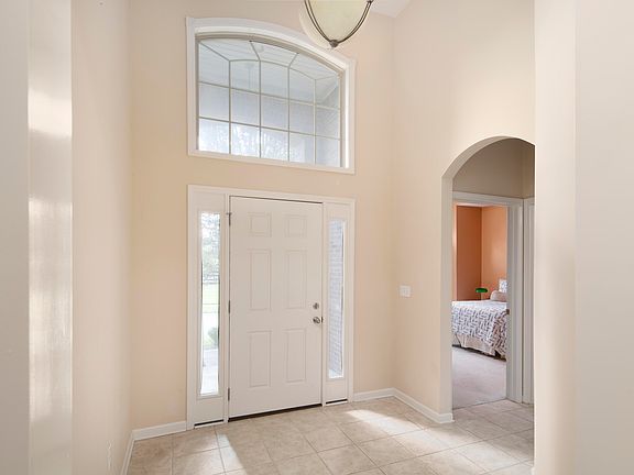 4th image of 4021 Castlebridge Ln