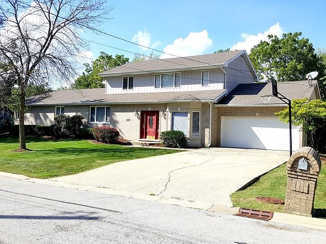 1st image of 9894 W 145th St