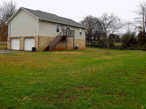 2nd image of 502 Academy Dr