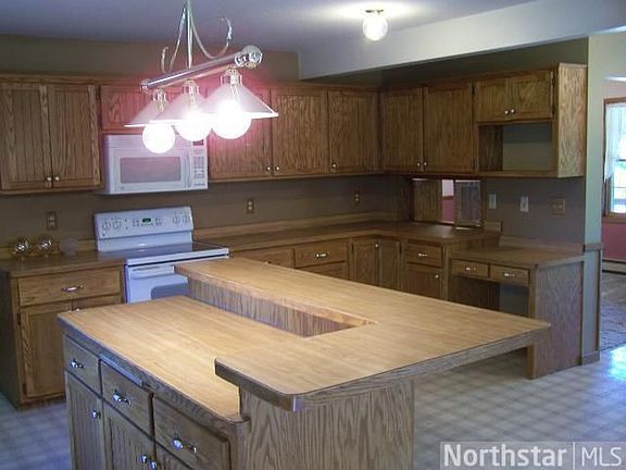 4th image of 311 Birch Briar Ln