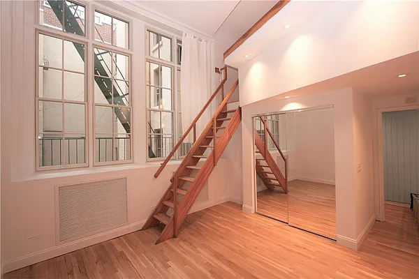 Rented by R New York | media 27