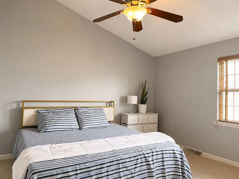 250 The Pines Dr — Photo 10