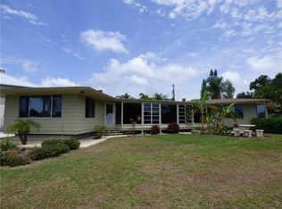 514 Pine Cone Ln, Nokomis, FL 34275