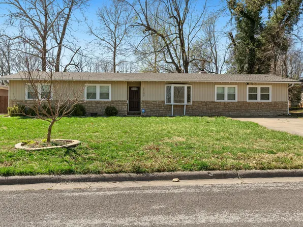 2107 S Oak Grove Avenue, Springfield, MO 65804