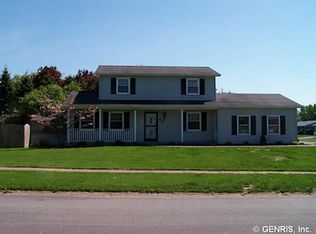50 Whispering Pines Cir, Rochester, NY 14612