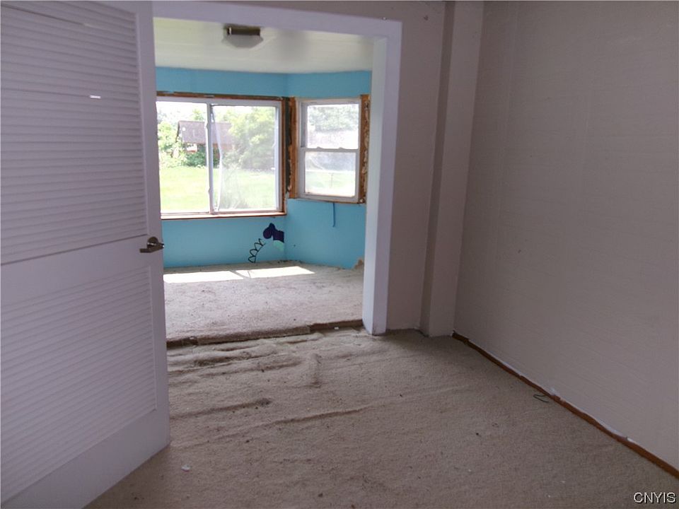 332 Main St, Antwerp, NY 13608 Zillow