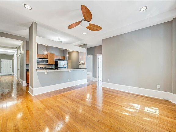 5th image of 418 1st St SW #4