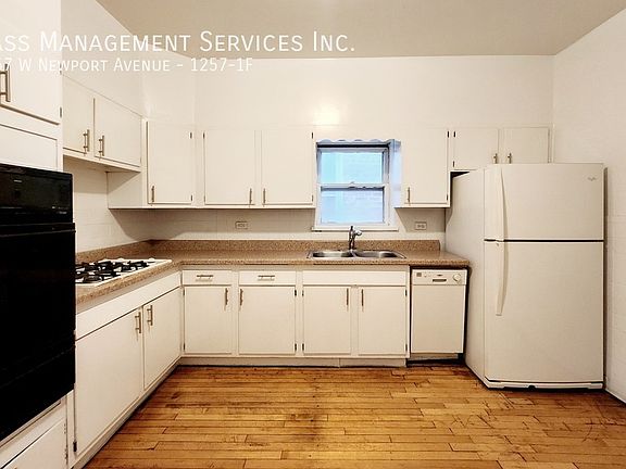 2nd image of 1257 W Newport Ave #1F
