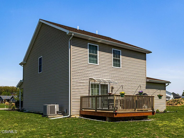 45 Oakmont Ct — Photo 36