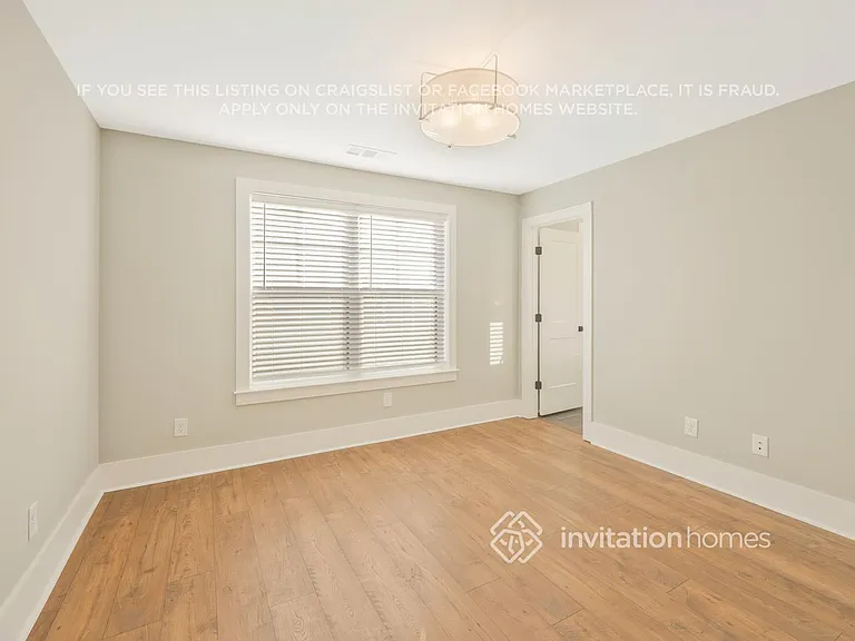647 Vernon Ave #406 — Photo 15