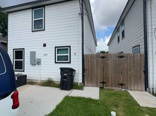 6009 Wedgefield St #B, Houston, TX 77028
