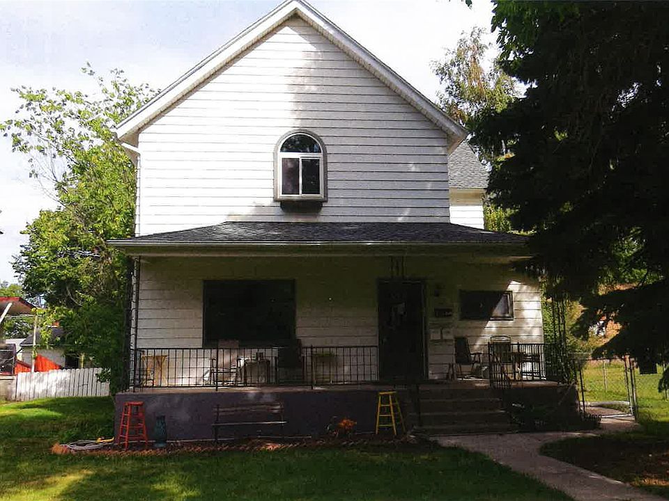 2nd image of 621 5th Ave N