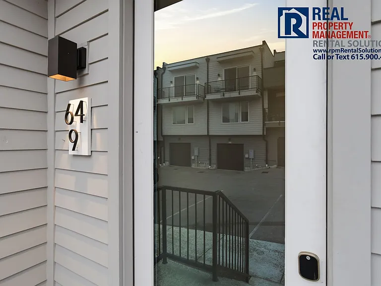 64 Fern Ave #9 — Photo 5