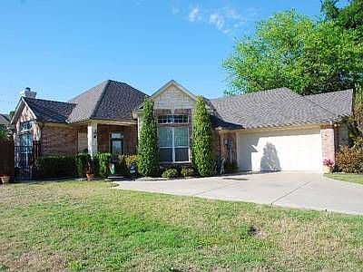 1st image of 504 Park Place Ct
