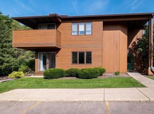 818 S Gammon Rd APT 1, Madison, WI 53719