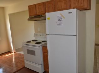 234 Aqueduct Dr #1, Walled Lake, MI 48390