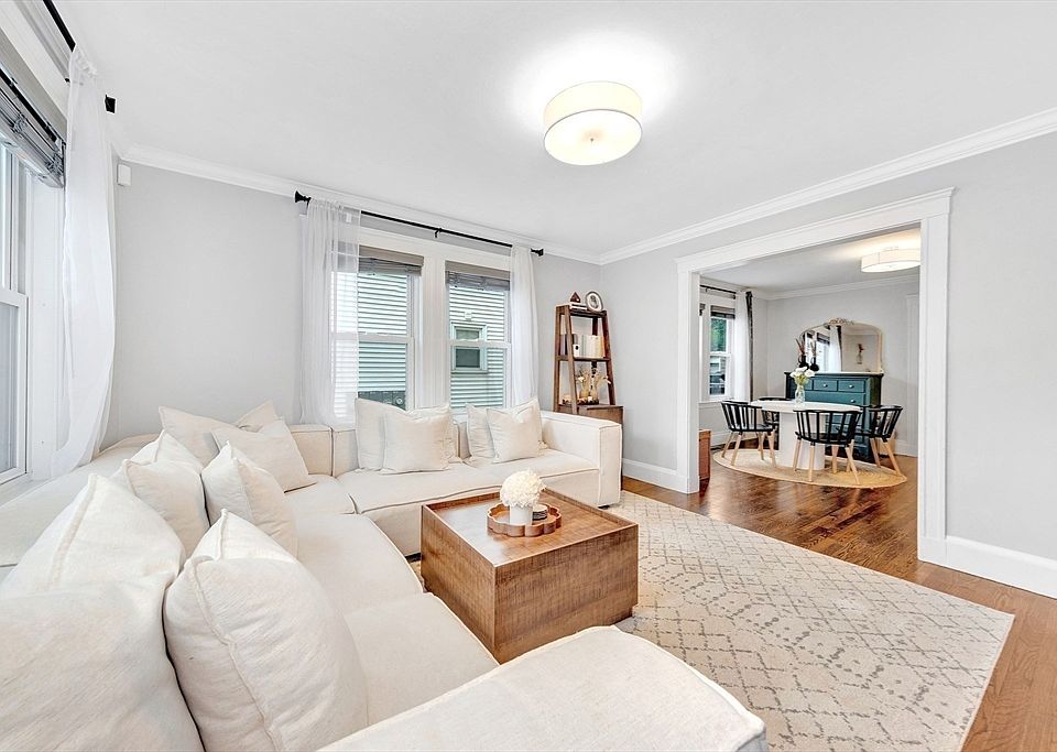 1st image of 543 Hyde Park Ave #1