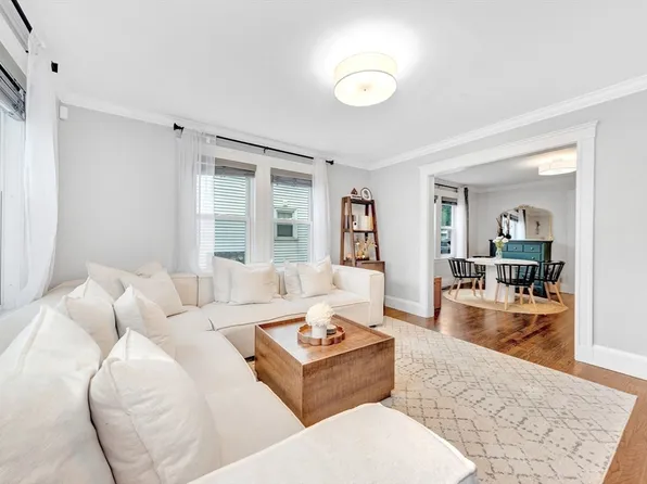 543 Hyde Park Ave #1, Roslindale, MA 02131