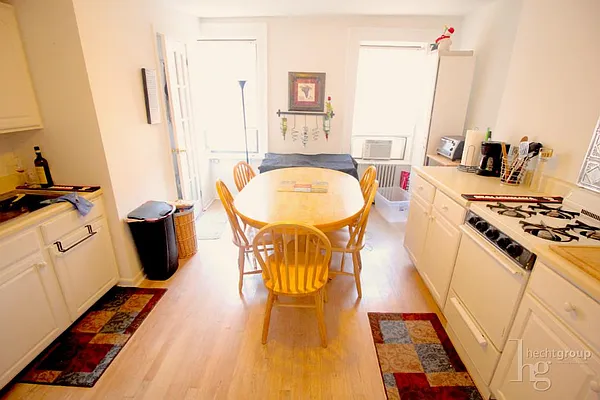 Rented by Hecht Group | media 7