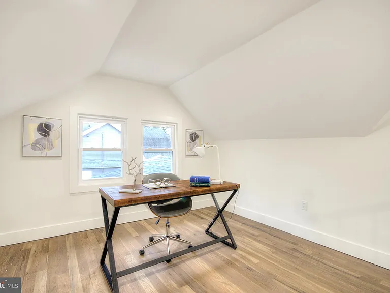 123 Park Ave — Photo 25