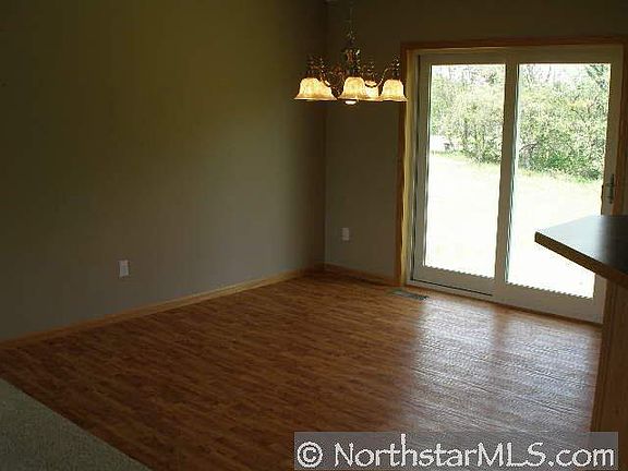 5th image of 23883 Opal Street NE