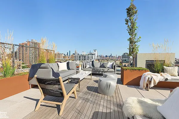 Rented by Brown Harris Stevens | media 10