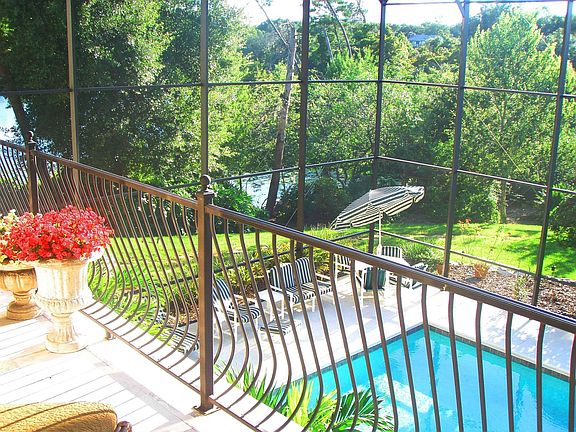 balcony 2