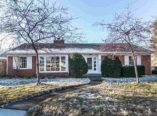 111 Devon Dr, Dubuque, IA 52001