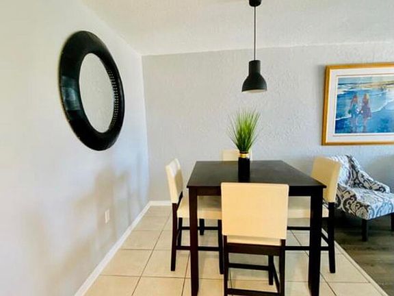 5th image of 301 Croton Avenue #407