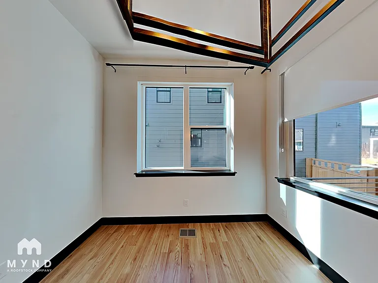 5894 Perth St — Photo 21