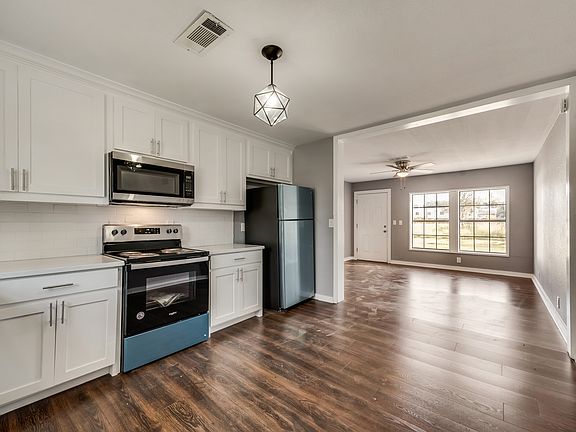 5th image of 109 Kelly Ln #109