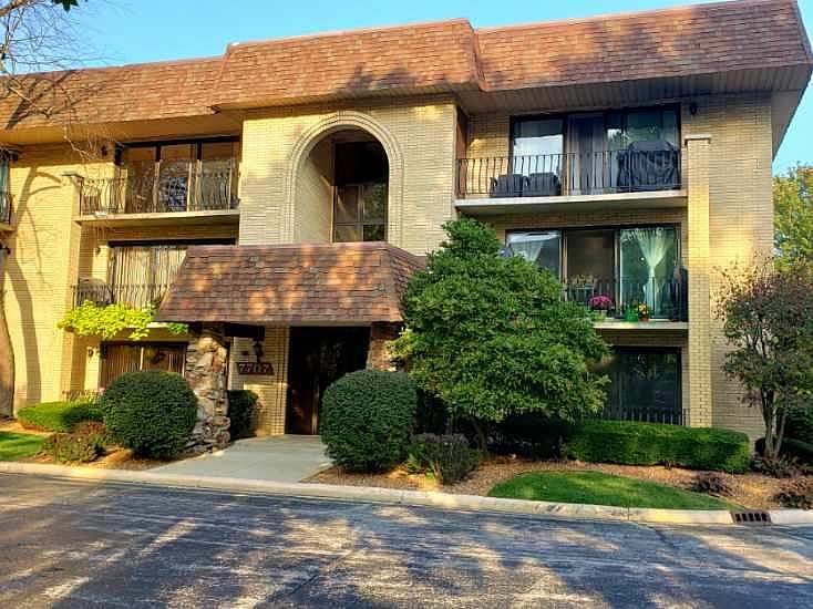 2nd image of 7707 Sussex Creek Dr APT 1D