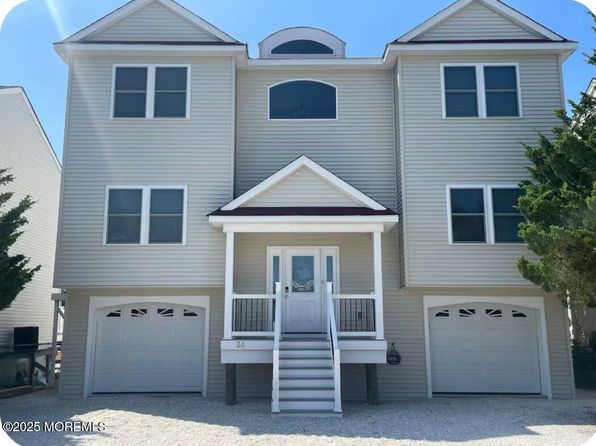 24 Harold Ln
