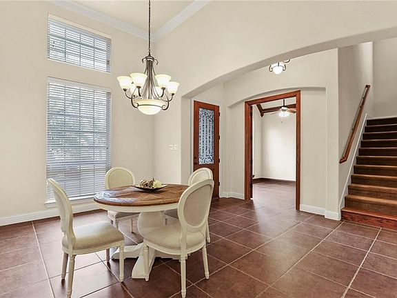 5th image of 14939 Foxbriar Ln