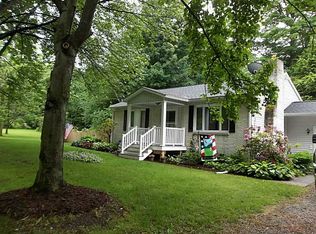 7150 Findley Lake Rd, North East, PA 16428