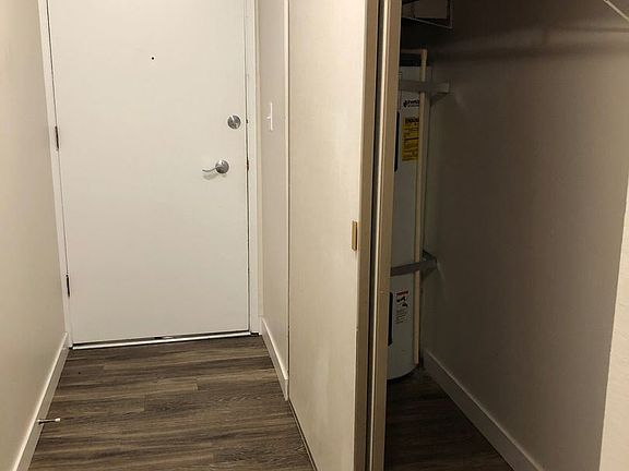 3rd image of 425 Malden Ave E #201