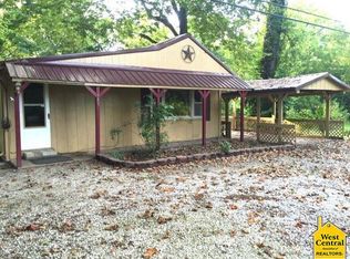 443 NW 51st Rd, Clinton, MO 64735