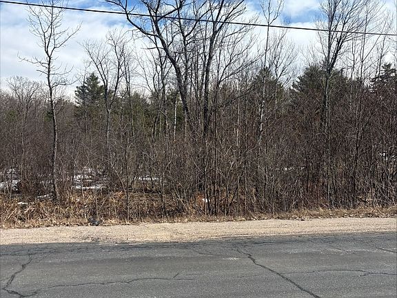 5th image of 930 Honey Harbour Rd