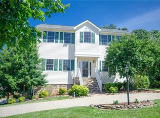 801 Eastgrove Ct, Kernersville, NC 27284