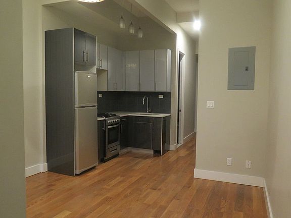 2nd image of 188 Noll St APT 1L