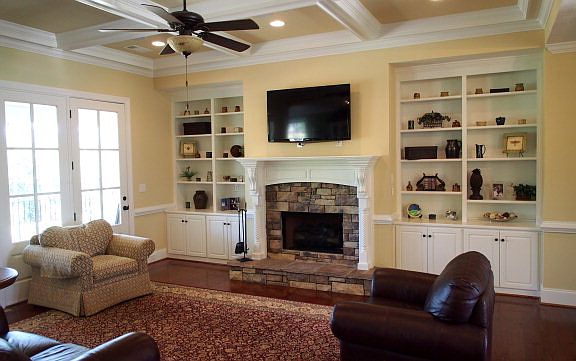 4th image of 2115 Fothergill Dr