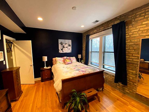 4th image of 3126 W Carmen Ave #2