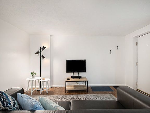 4th image of 120 S 38th Ave APT 13
