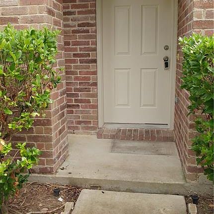 2nd image of 919 Silver Sage Dr
