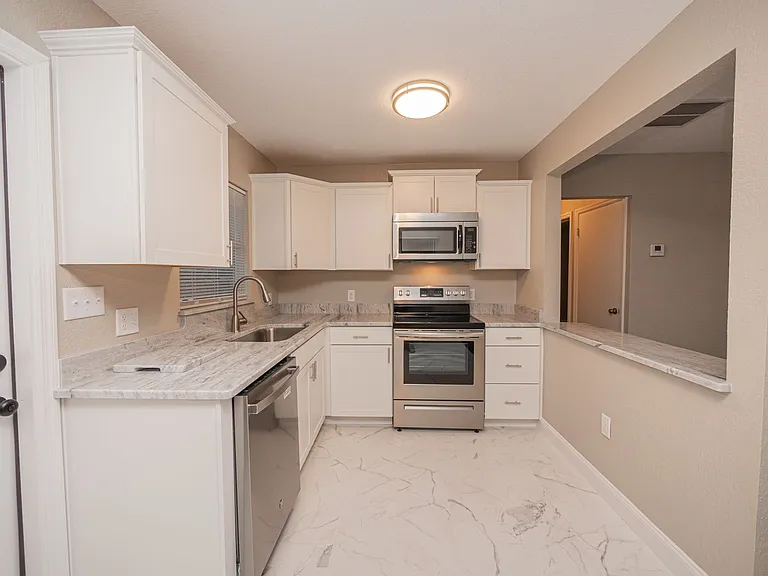 1512 E Fern Rd — Photo 23