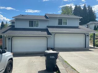 7602 109th Street Ct E, Puyallup, WA