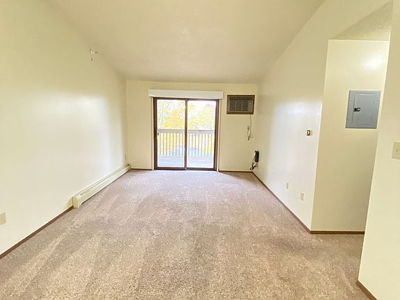 3rd image of 6409 Vista Dr #9303