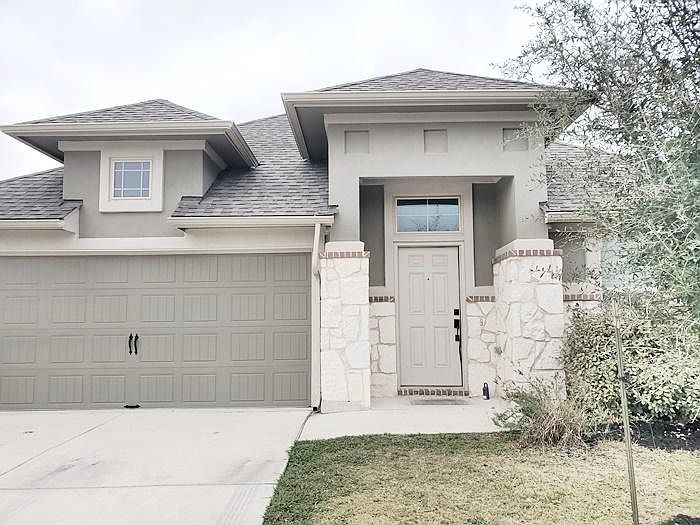 1st image of 2945 Consuelo Way