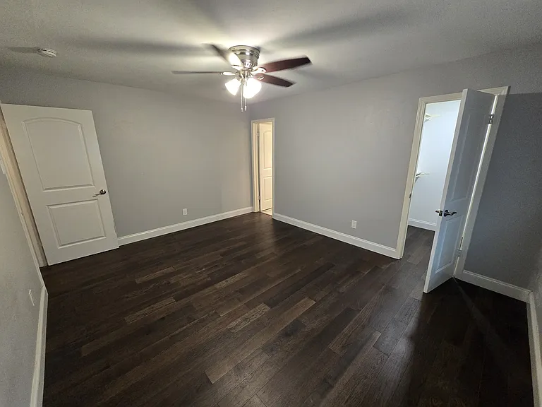 1630 Dell Oak Dr — Photo 11