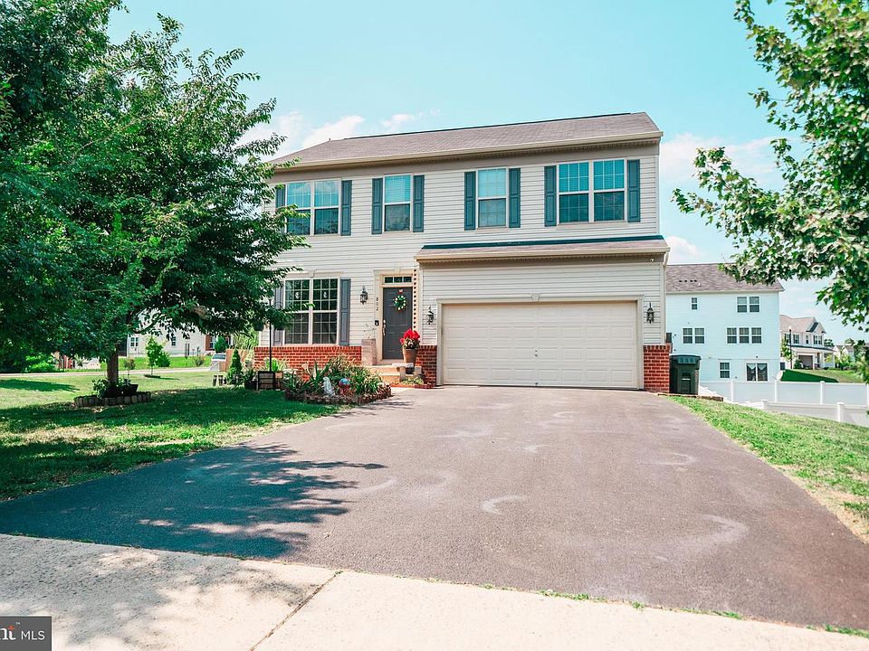 1st image of 802 Palomino Ct